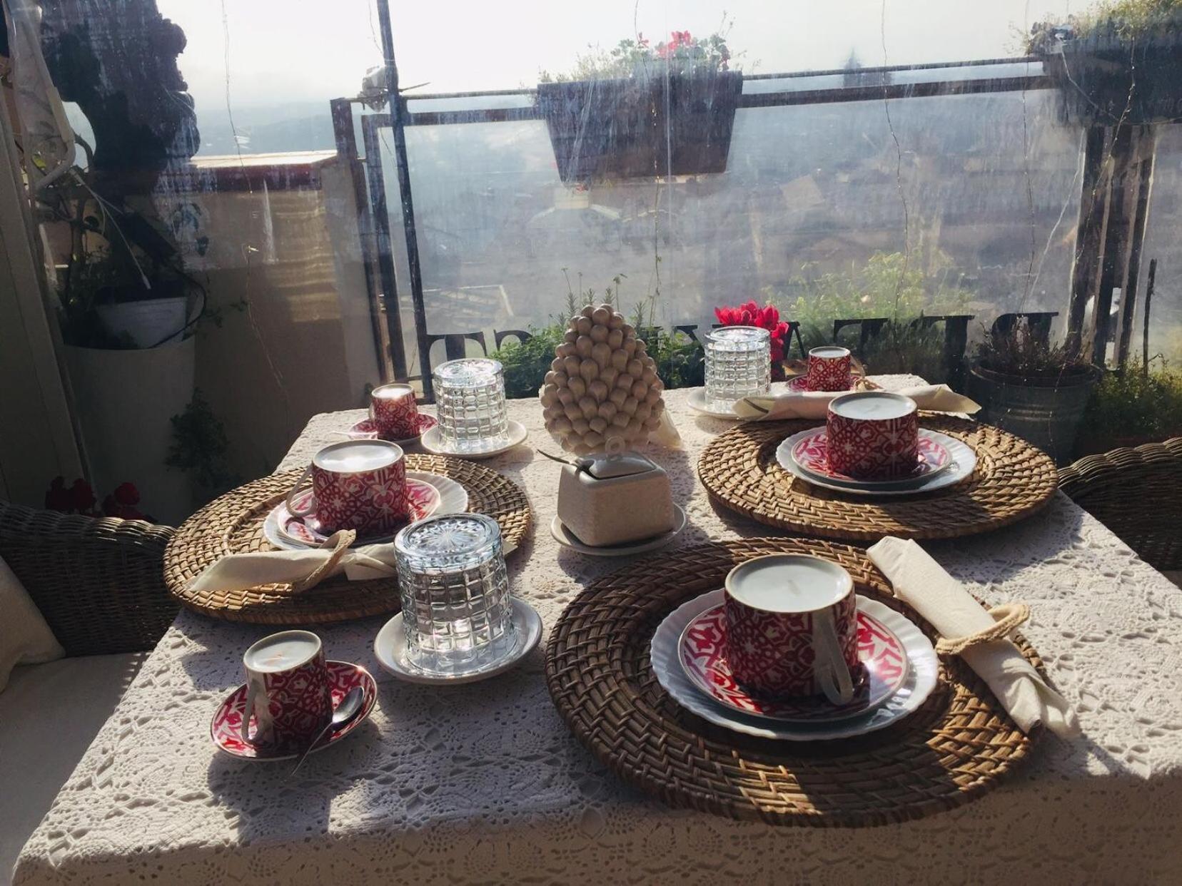 Casa Tipica Siciliana Patronale Home Bedandbreakfast Tremetrisoprailcielo Camere Con Vista, Colazione Interna In Terrazzo Panoramico Caltagirone Exterior photo