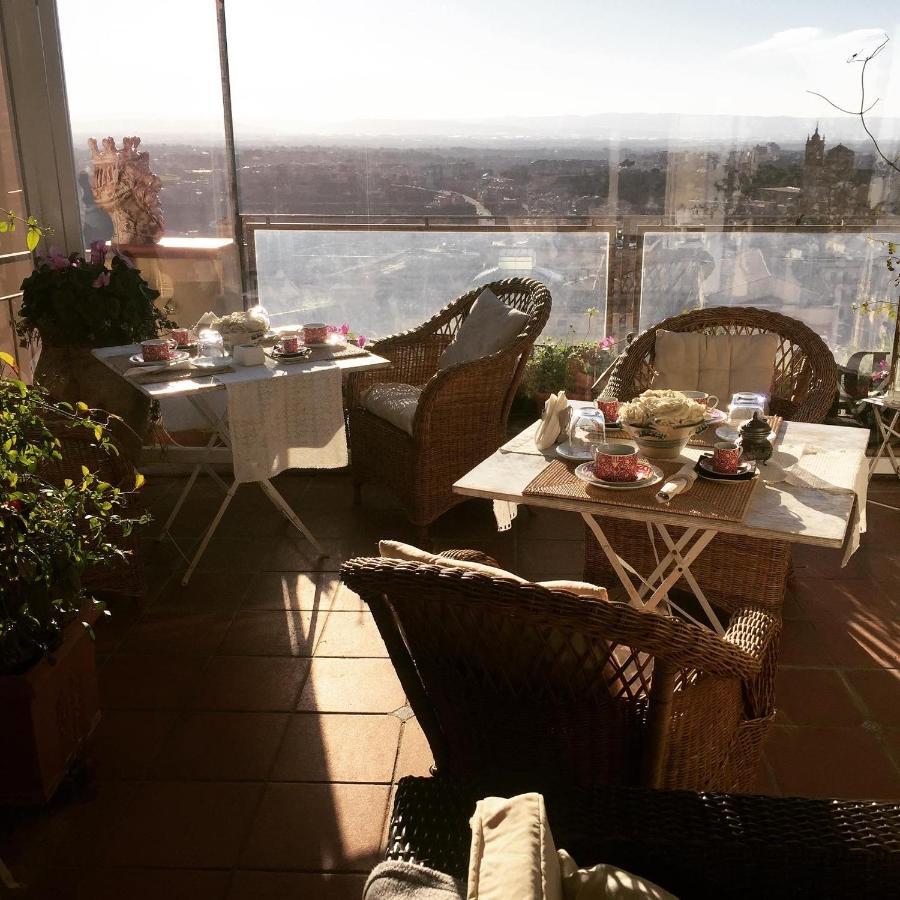 Casa Tipica Siciliana Patronale Home Bedandbreakfast Tremetrisoprailcielo Camere Con Vista, Colazione Interna In Terrazzo Panoramico Caltagirone Exterior photo